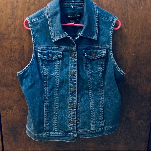 Denim Vest - Picture 8 of 9